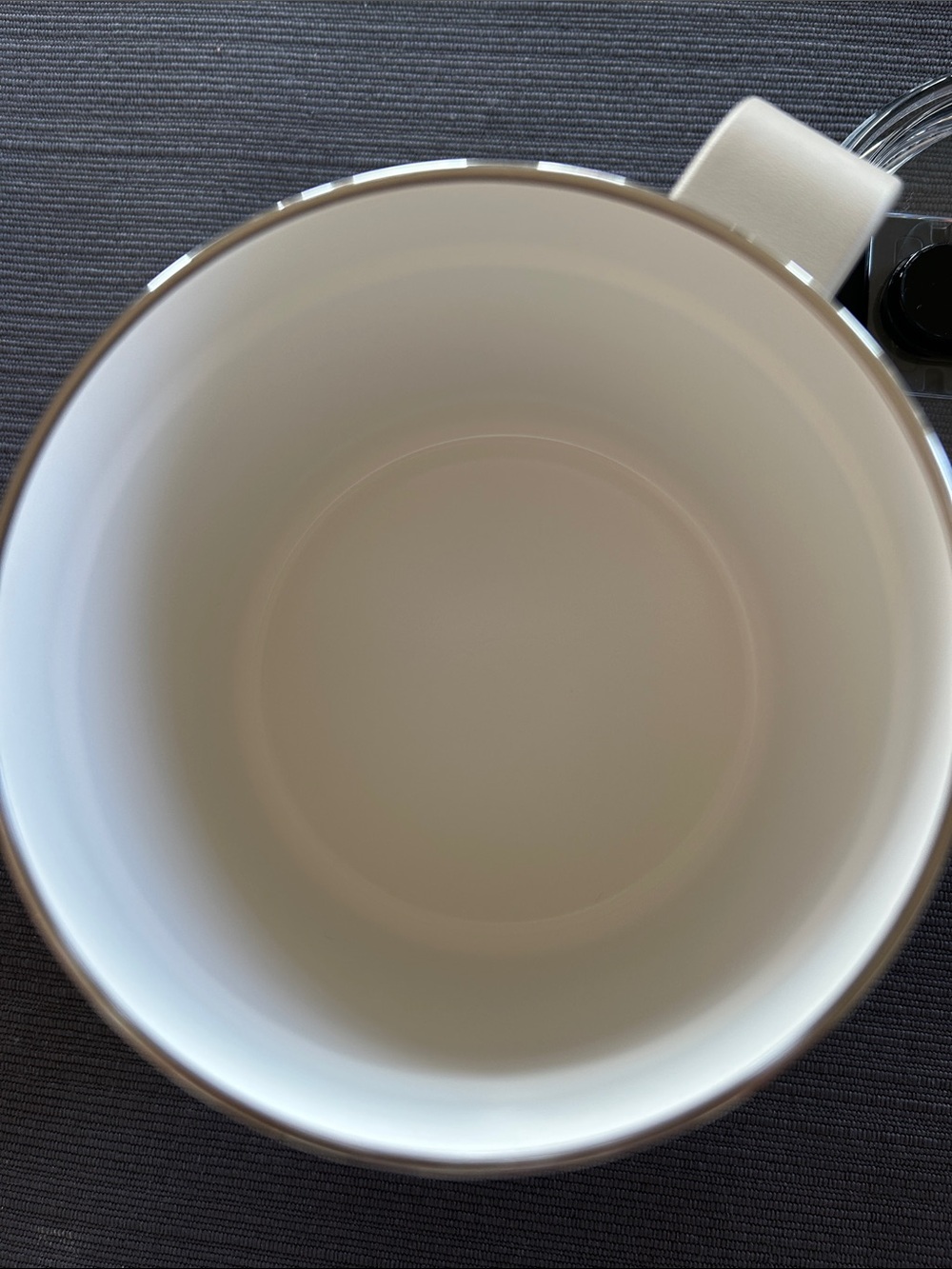 Yeti Rambler mug - Picture 5 of 5